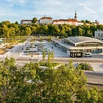 Kalamaja Modern Stay With Free Parking, Netflix And Welcome Treats!