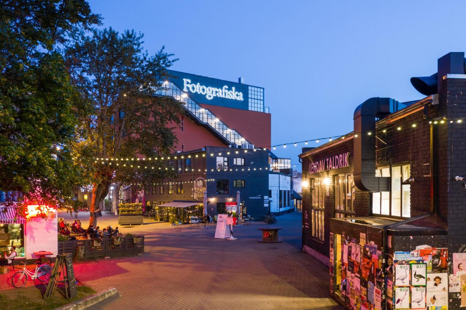 Korter Kalamaja Modern With Free Parking, Netflix And Welcome Treats!
